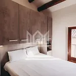 מלון דירות Gold Palace ***** 4*