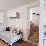 מלון דירות Gold Palace ***** פררה