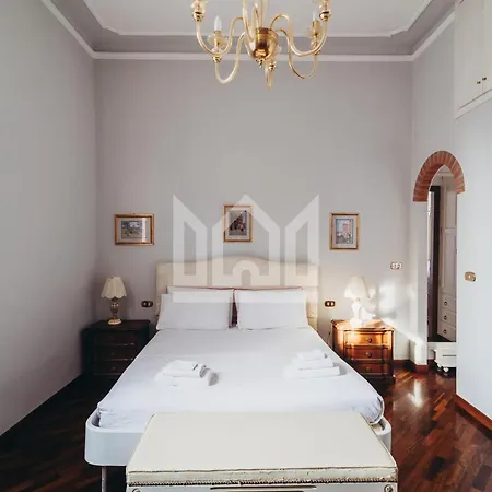 Gold Palace ***** 4*