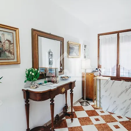 Apartmanhotel Gold Palace ***** Ferrara