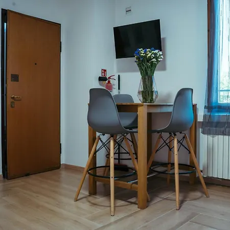 Gold Palace ***** Apart-hotel Ferrara