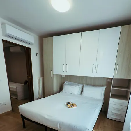 Gold Palace ***** 4* Ferrara