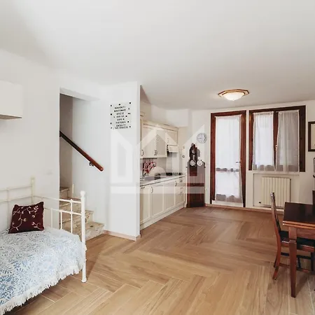 Aparthotel Gold Palace ***** Ferrara
