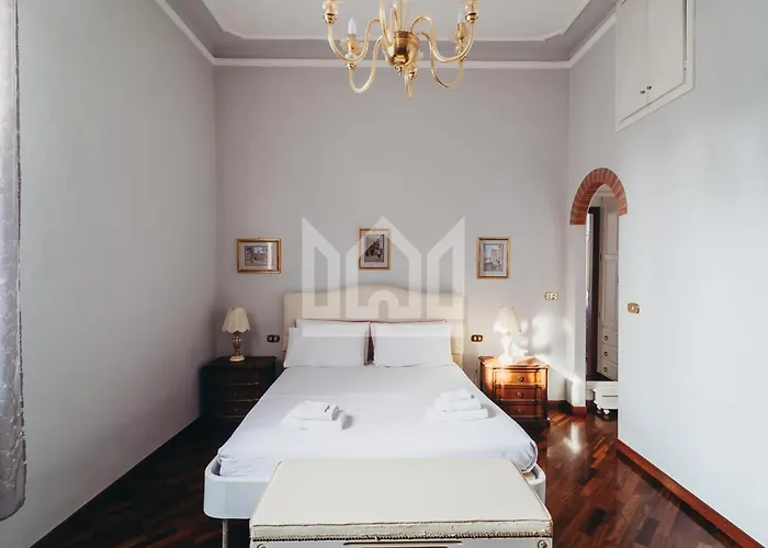 Gold Palace ***** 4*