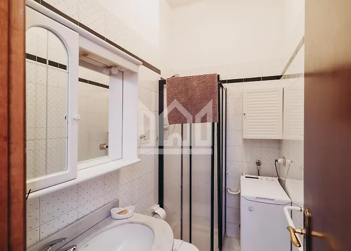 Aparthotel Gold Palace ***** 4*