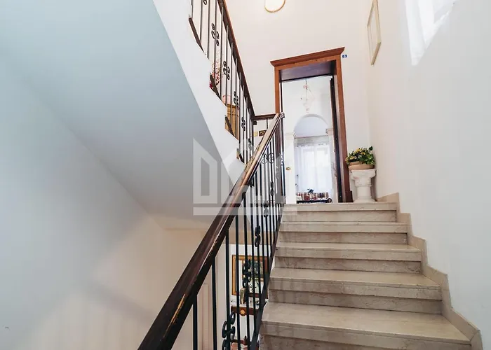 Aparthotel Gold Palace *****