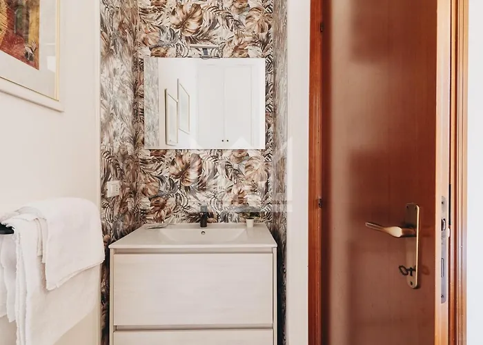 Gold Palace ***** 公寓式酒店 4*